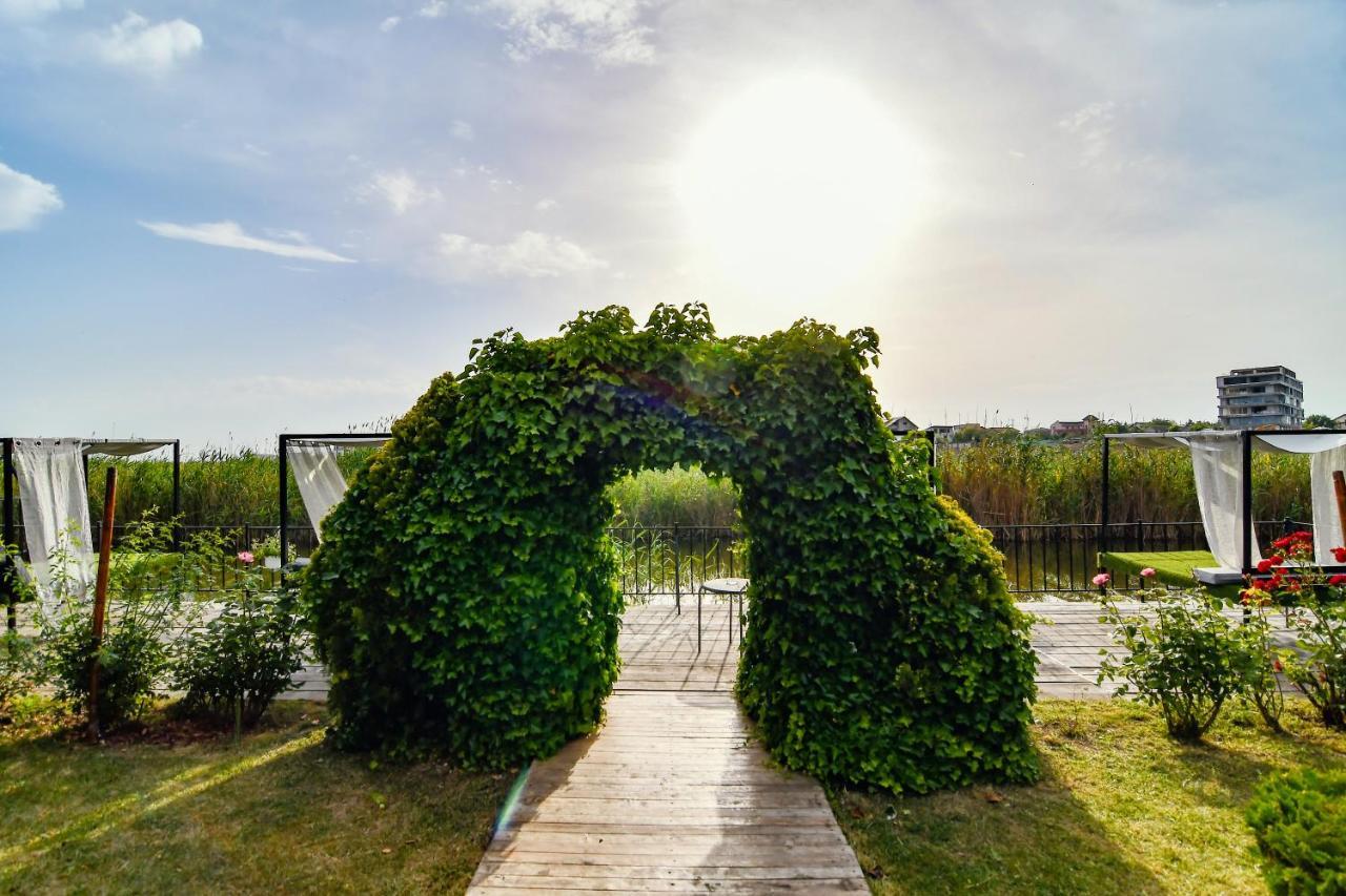 Pensiunea Alfa Năvodari Exteriör bild